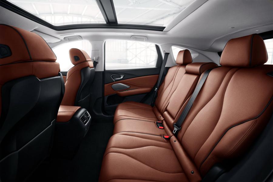 Интерьер Acura RDX 2018 года  (CN) (фото 6 из 11)
